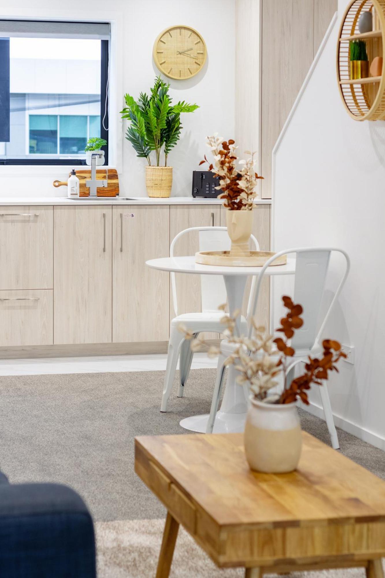 Modern City Lifestyle: 2 Bedroom 1 Bath Christchurch Exterior photo