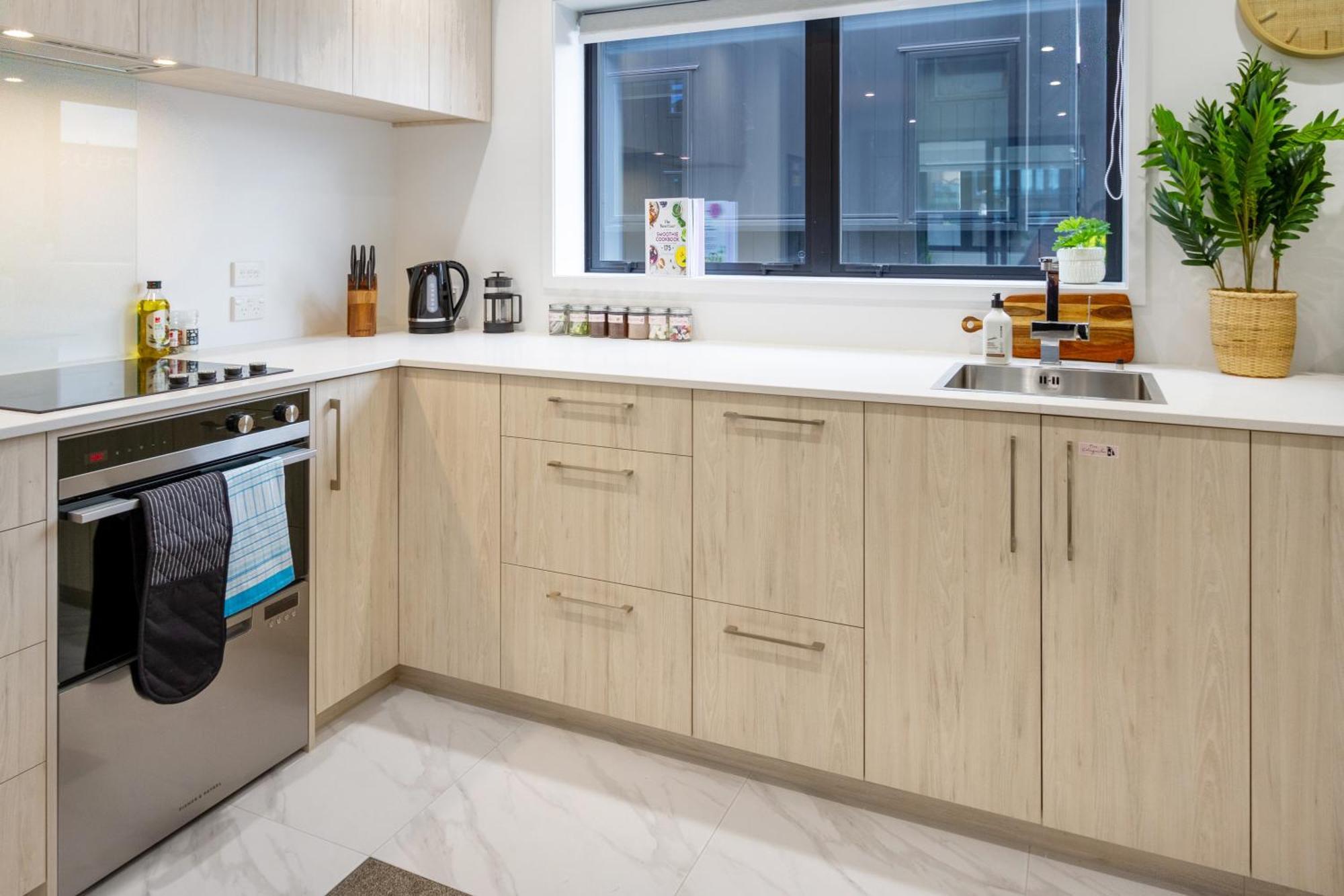 Modern City Lifestyle: 2 Bedroom 1 Bath Christchurch Exterior photo